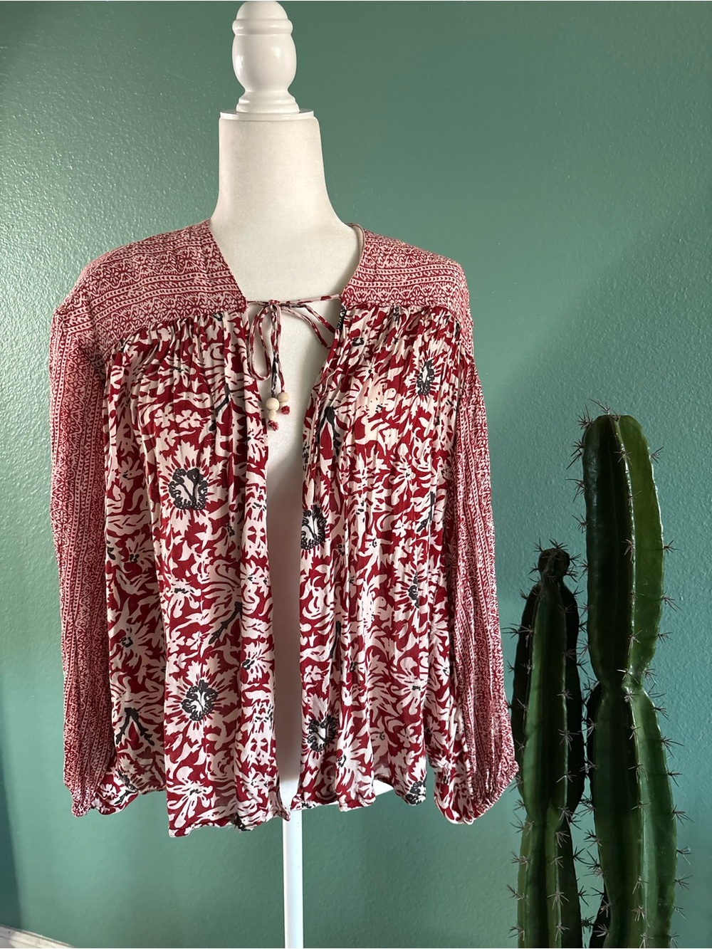 FREE PEOPLE Boho Red Floral Tie-Front Women's Top L